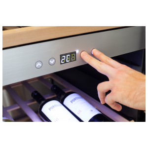 Встраиваемый винный шкаф Caso WineChef Pro 180